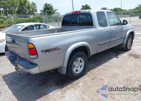 2003 Toyota Tundra Sr5 V8 z USA, uszkodzony, nr VIN 5TBRT34143S344556